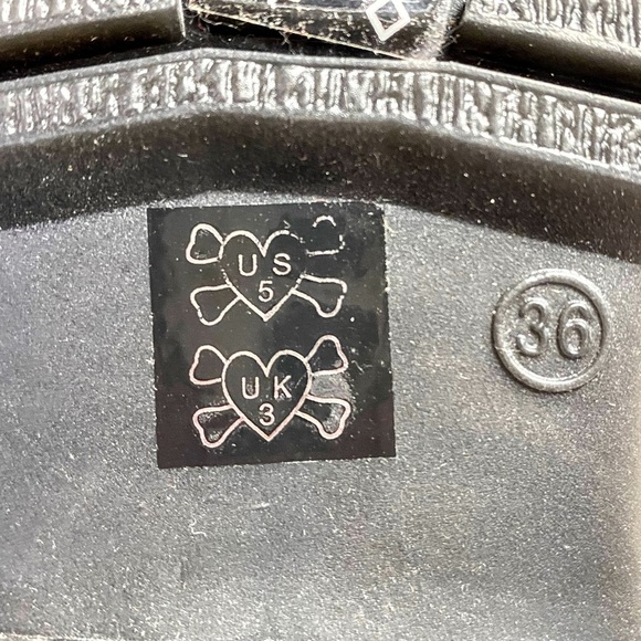 Iron Fist Fire Flame Red and Black Grunge Harajuku Boots Size 5 - Picture 8 of 16